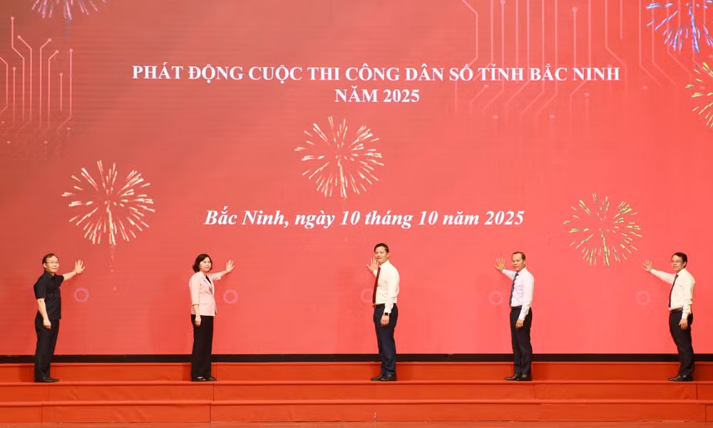 phát động