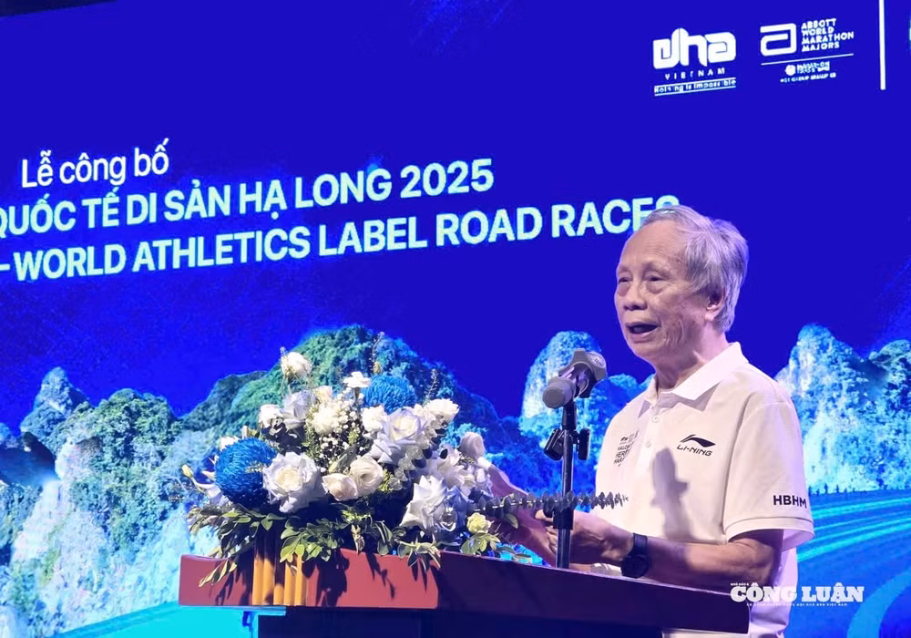 anh-01-giai-marathon-ha-long-nhan-chay-bo.jpg