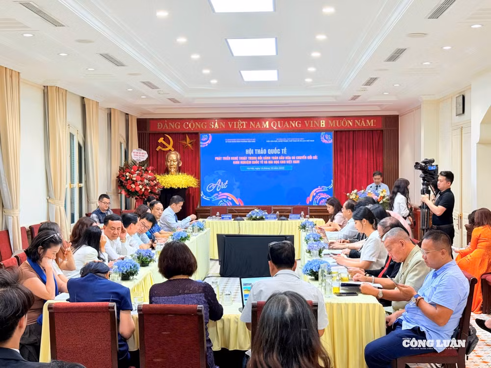 Quang cảnh Hội thảo quốc tế với chủ đề 