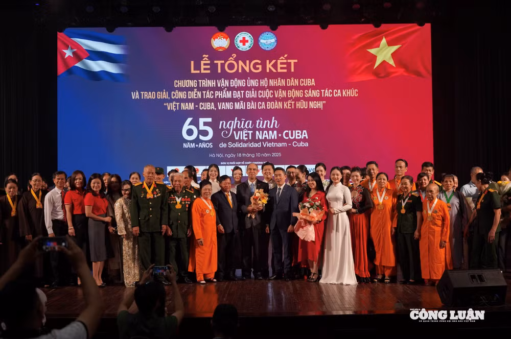 Ảnh màn hình 2025-10-18 lúc 13.16.29