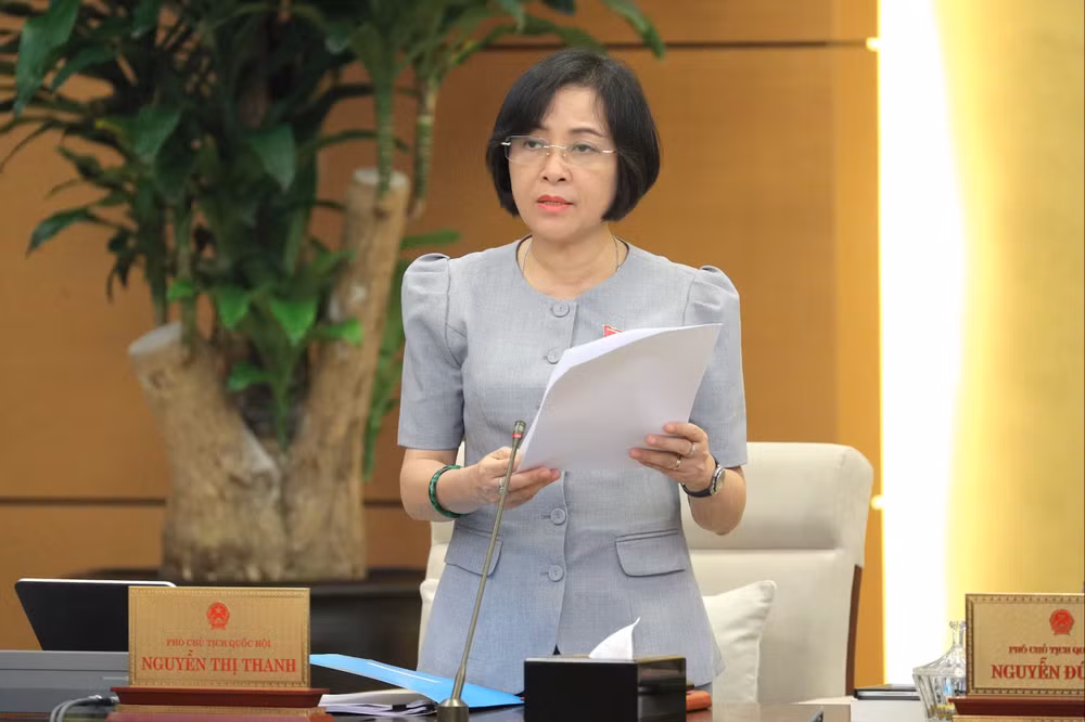 Phó Chủ tịch Quốc hội Nguyễn Thị Thanh phát biểu.