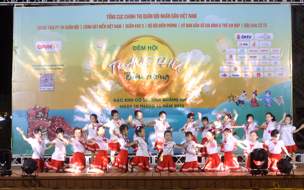 Ảnh màn hình 2025-10-12 lúc 15.37.08