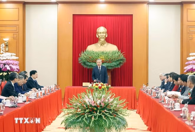 tong-bi-thu-hoi-nong-dan-viet-nam-5.jpg