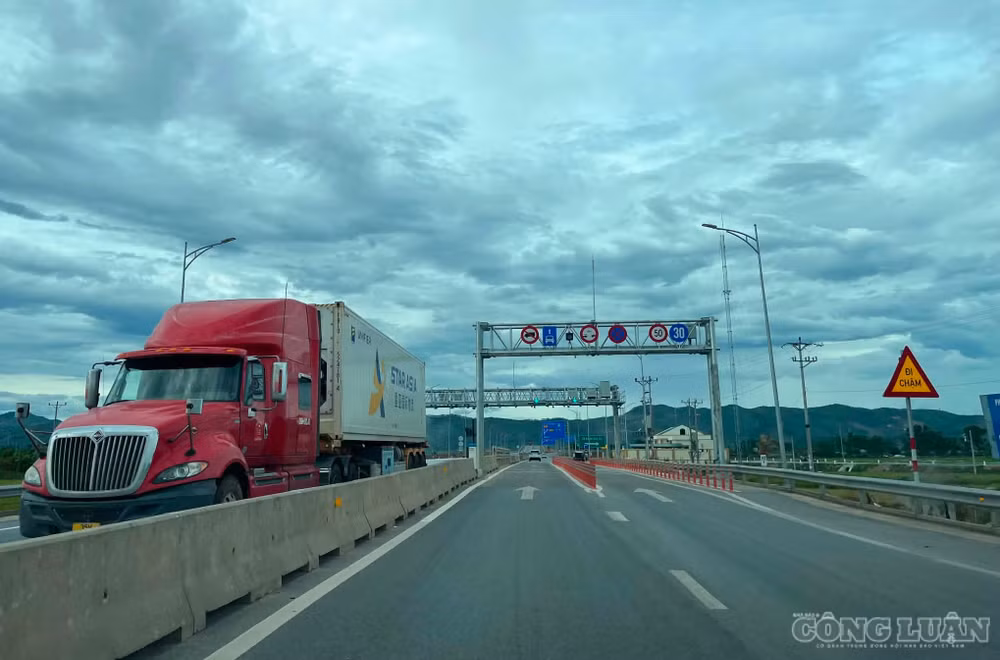 clo_br_thu-phi-cao-toc.jpg