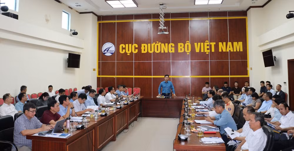quang-canh.jpg