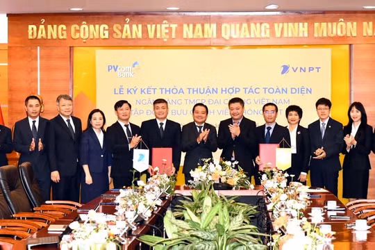 PVcomBank và VNPT hợp tác chiến lược, kết nối sức mạnh tài chính và công nghệ số 