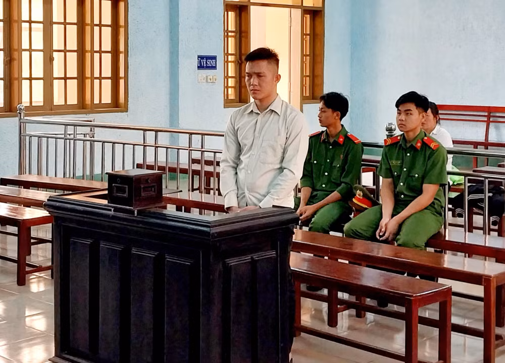 gia lai vua ra tu thanh nien 9x tiep tuc mua ma tuy ve ban kiem loi hinh 1