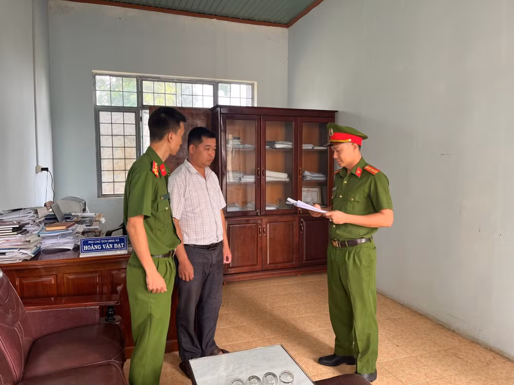 bat tam giam pho chu tich xa giam doc van phong dkdd o kon tum hinh 1