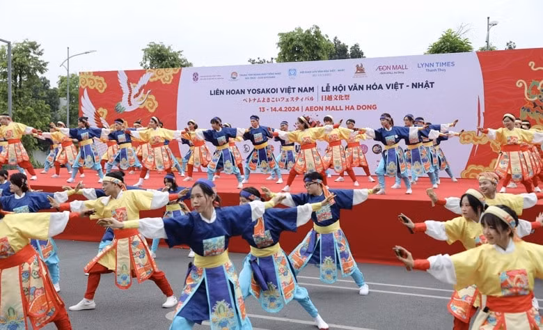trinh dien mua yosakoi tai le hoi van hoa viet nam nhat ban 2024 hinh 2