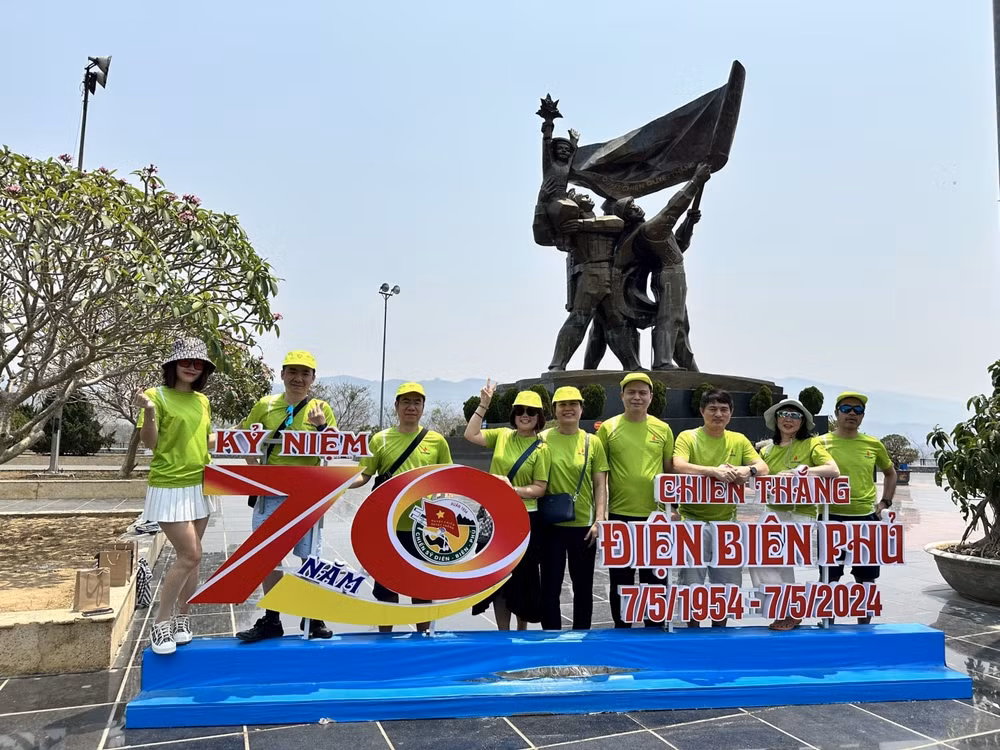 petrovietnam dong hanh cung giai chay thaco marathon vi an toan giao thong dien bien phu 2024 hinh 2
