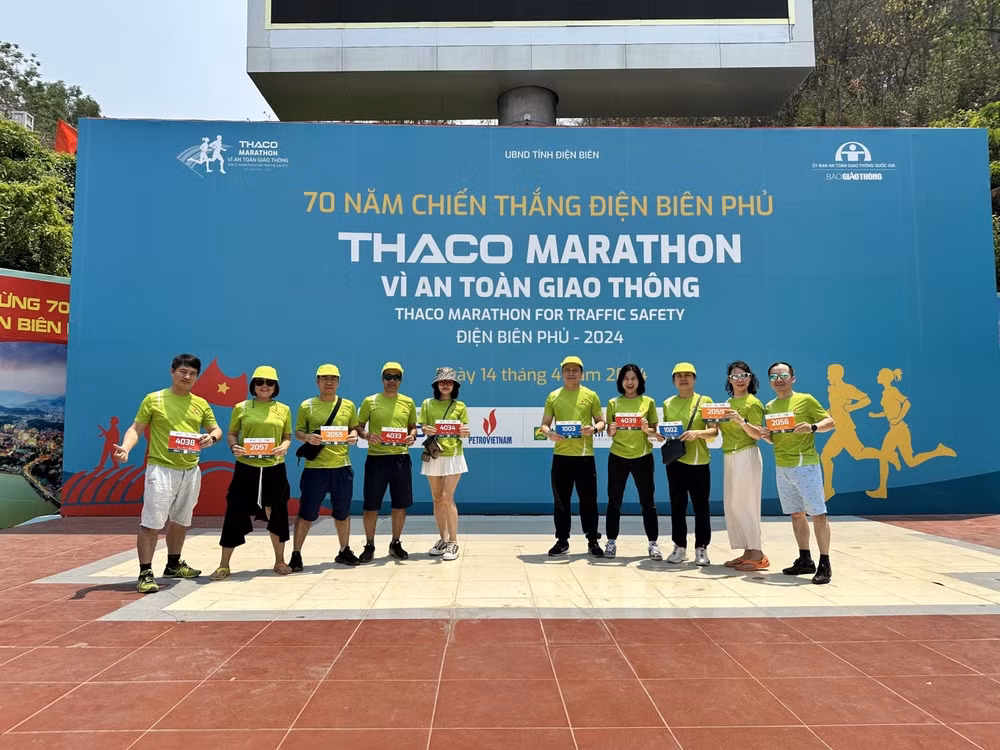 petrovietnam dong hanh cung giai chay thaco marathon vi an toan giao thong dien bien phu 2024 hinh 3