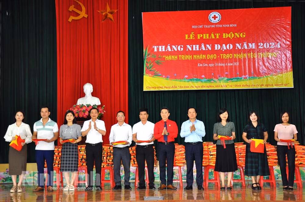 ninh binh phat dong thang nhan dao nam 2024 hinh 1