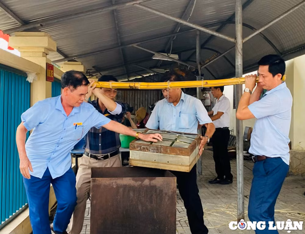cap banh chung nang hon 70 kg dang len quoc to hung vuong o ha tinh hinh 8