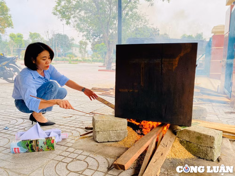 cap banh chung nang hon 70 kg dang len quoc to hung vuong o ha tinh hinh 9