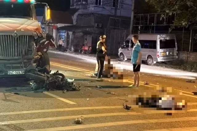 quang ninh xe dau keo va cham manh voi xe may 2 nguoi thuong vong hinh 1
