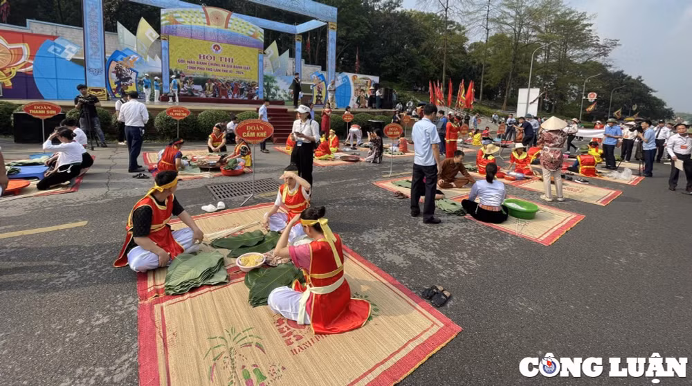 hoi thi goi banh chung gia banh giay bieu tuong cua long hieu nghia tai gio to hung vuong 2024 hinh 1