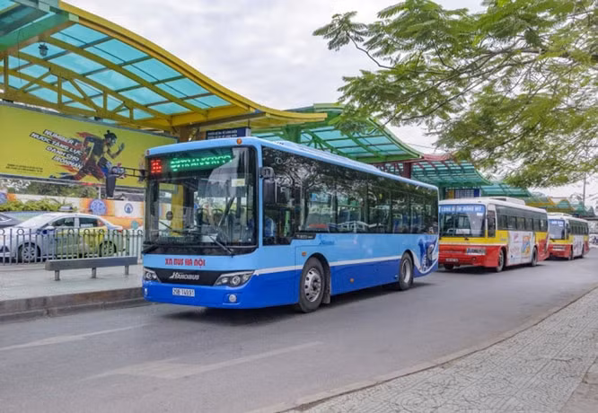 toan bo xe buyt ha noi se hoat dong 100 cong suat tu ngay 13 2 hinh 1