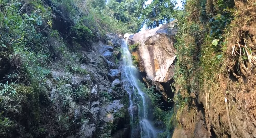 chiem nguong ve dep huyen ao cua thac trai tim lai chau hinh 6