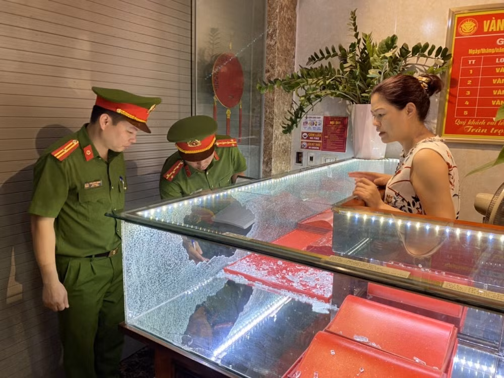 bat doi tuong cuop tiem vang o ha tinh sau hon 3 gio gay an hinh 1