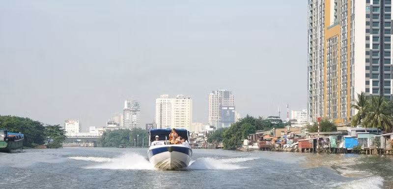 to chuc 22 hoat dong tai le hoi song nuoc tp hcm 2024 hinh 2