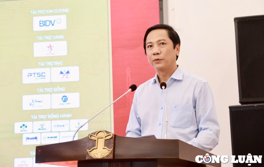 hop bao giai chay quang tri marathon 2024 hanh trinh ve dat lua hinh 1