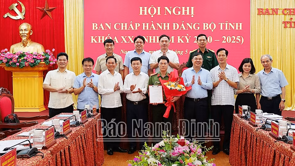 ban bi thu trung uong dang chi dinh nhan su o nam dinh hinh 1