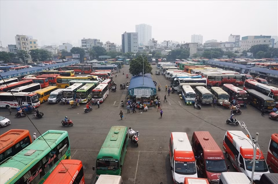 tp hcm 13 don vi van tai dang ky tuyen nhung khong chay bi dinh chi hoat dong hinh 1