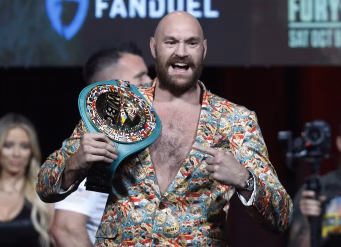 danh bai wilder fury duoc tai tu stallone moi dong phim hollywood hinh 1