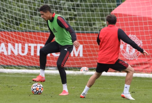 raphaelvarane tro laitap luyen giai cuu mu trong luc nguy nan hinh 1