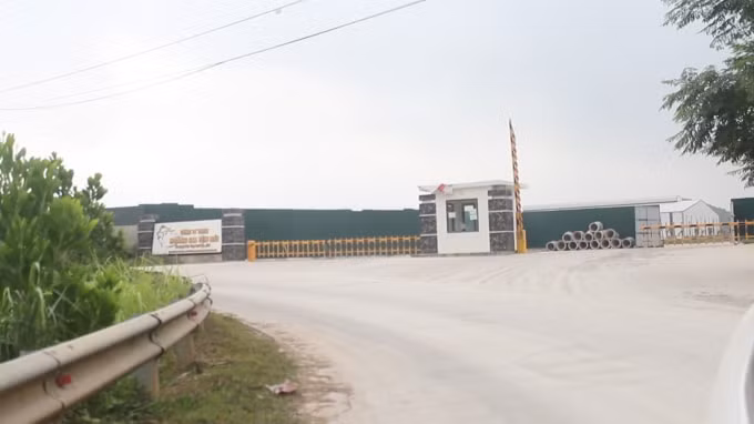 Cty Hoàng Gia Yên Bái vẫn mở cửa ngang nhiên hoạt động như chưa hề có chuyện gì xảy ra