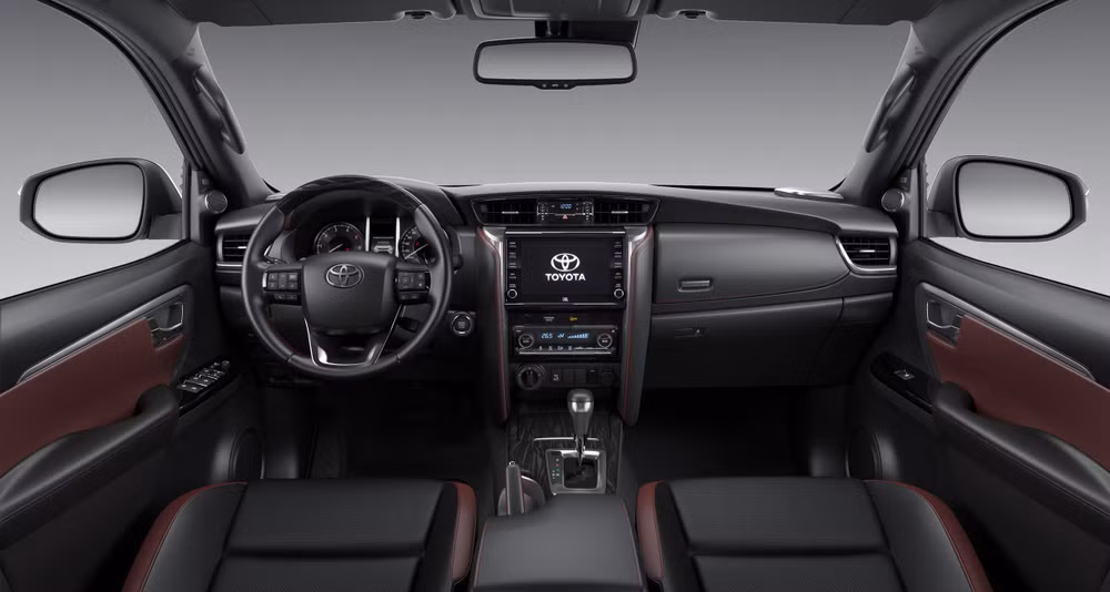 Nội thất của xe Toyota Fortuner 2020. Ảnh: Toyota Việt Nam