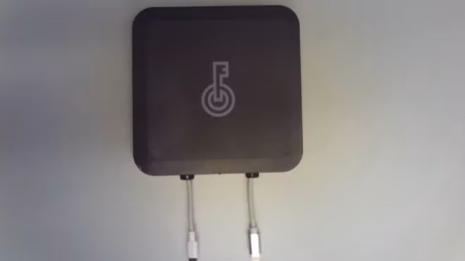Thiết bị GrayKey. Ảnh: FCC.