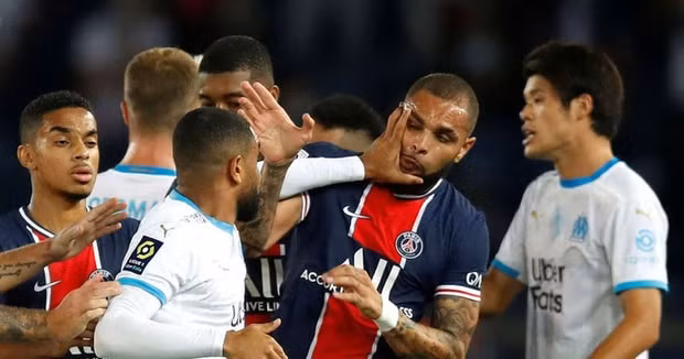 Các cầu thủ Paris Saint-Germain (PSG) và Marseille đã xảy ra mẫu thuẫn. Ảnh: internet.
