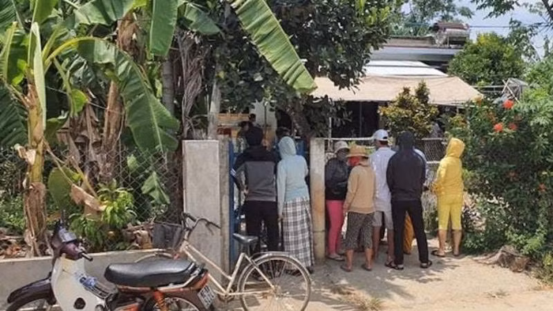 Khu vực xảy ra sự việc thiếu niên 16 tuổi chết bất thường giữa sân nhà. Ảnh: internet.