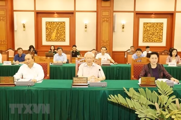 Tổng Bí thư, Chủ tịch nước Nguyễn Phú Trọng và các đại biểu tham dự cuộc làm việc. Ảnh: TTXVN