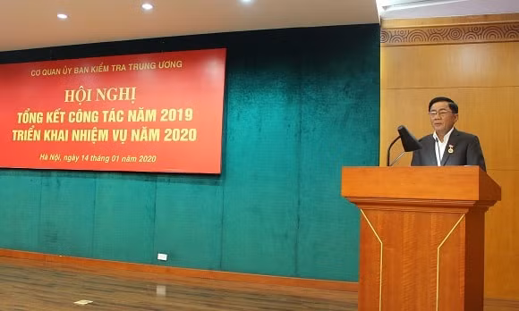Đồng chí Trần Cẩm Tú, Bí thư Trung ương Đảng, Chủ nhiệm UBKT Trung ương phát biểu chỉ đạo Hội nghị