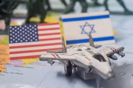 Ngày càng nhiều nghị sĩ Mỹ ủng hộ hạn chế vũ khí cho Israel