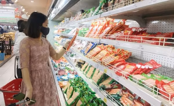 Giá các mặt hàng thực phẩm bình quân 11 tháng năm 2020 tăng 13,32%, góp phần làm cho CPI tăng 2,83%