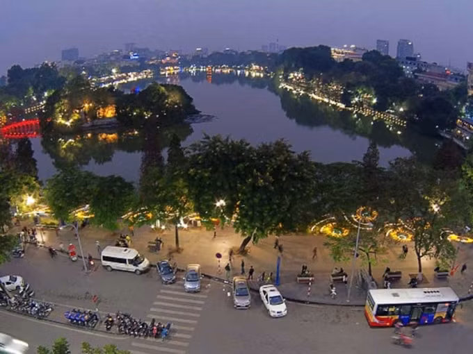UBND thành phố Hà Nội cam kết đảm bảo an toàn tuyệt đối cho các công trình thuộc di tích quốc gia đặc biệt hồ Hoàn Kiếm khi thi công ga C9. Ảnh minh họa.
