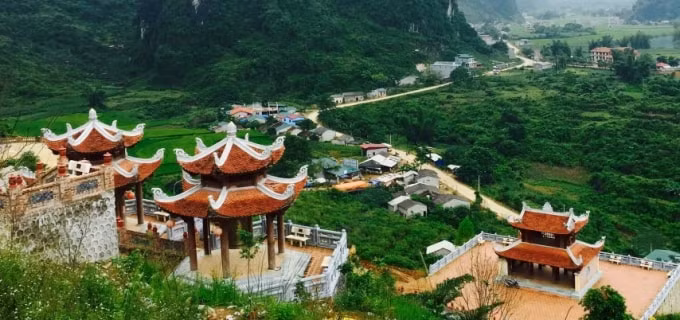 Chùa Phật Tích Trúc Lâm Bản Giốc - Cao Bằng.