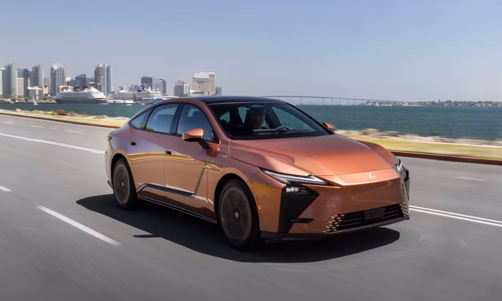 lexus-es-500e-2.jpg