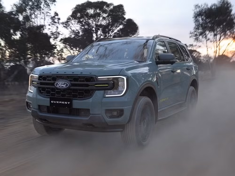 ford-everest-wolftrak-2027.jpg
