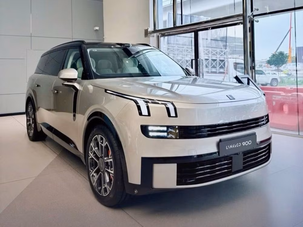 lynk-co-900-1.jpg