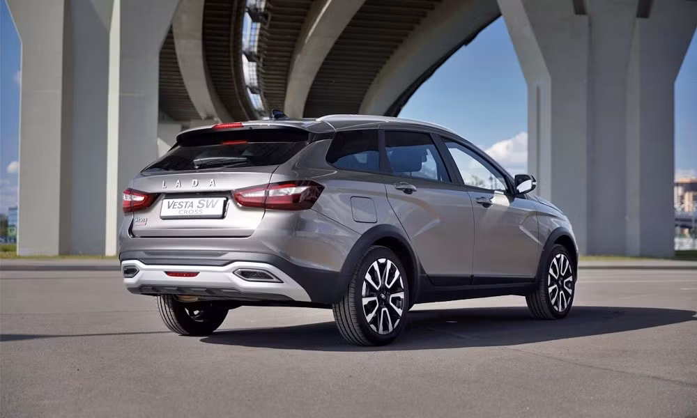 lada-vesta-sw-cross-7.jpg