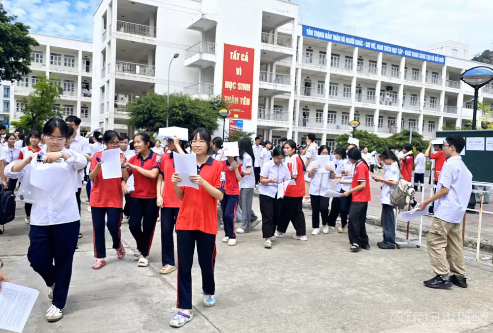 clo_br_anh-2-bao-luc-hoc-duong-mang-xa-hoi.jpg
