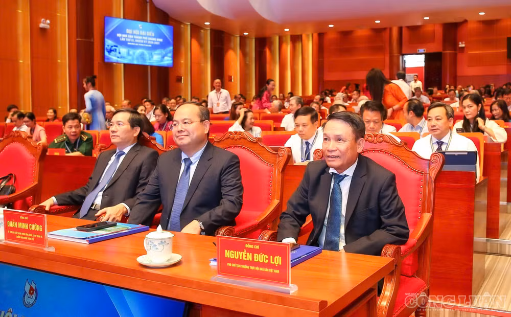 clo_br_anh-1419.jpg