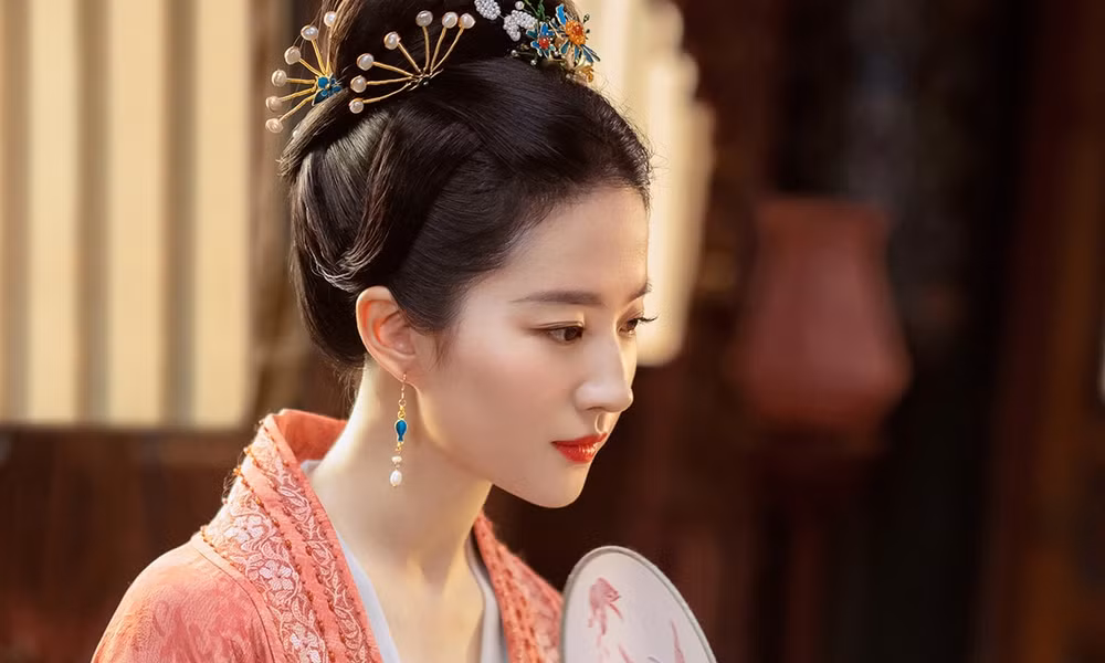 mong hoa luc su tro lai xuat sac sau 16 nam cua than tien ty ty luu diec phi hinh 3