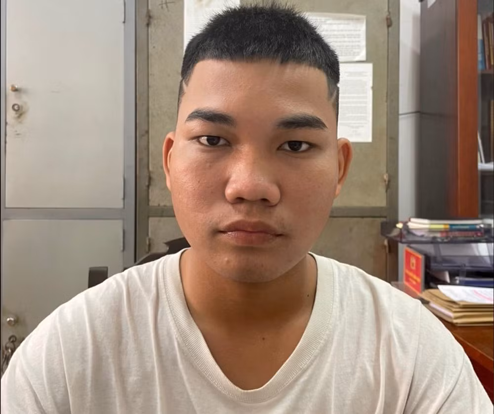 bat doi tuong du do gan 20 thanh nien quay clip nhay cam de tong tien hinh 1