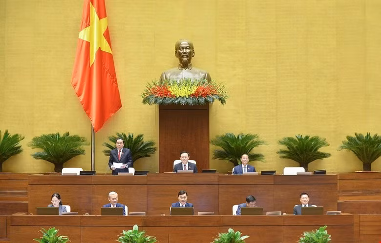 dai bieu quoc hoi nen thu hut dau vao va siet chat dau ra o cap bac dai hoc hinh 1