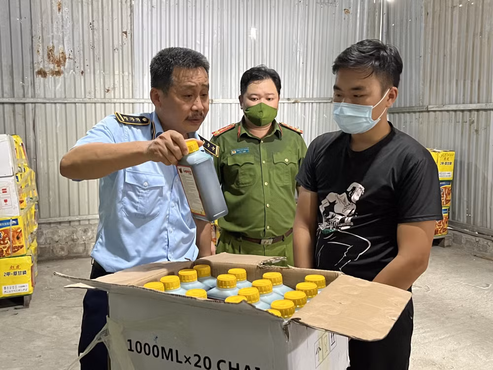 xoa so kho thuoc bao ve thuc vat gia co chua chat sieu doc cua chu kho sinh nam 2001 hinh 5